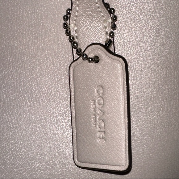 Large Coach tote bag in EUC Grey - Picture 2 of 12